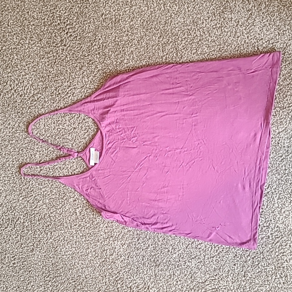 Pink ribbed tank